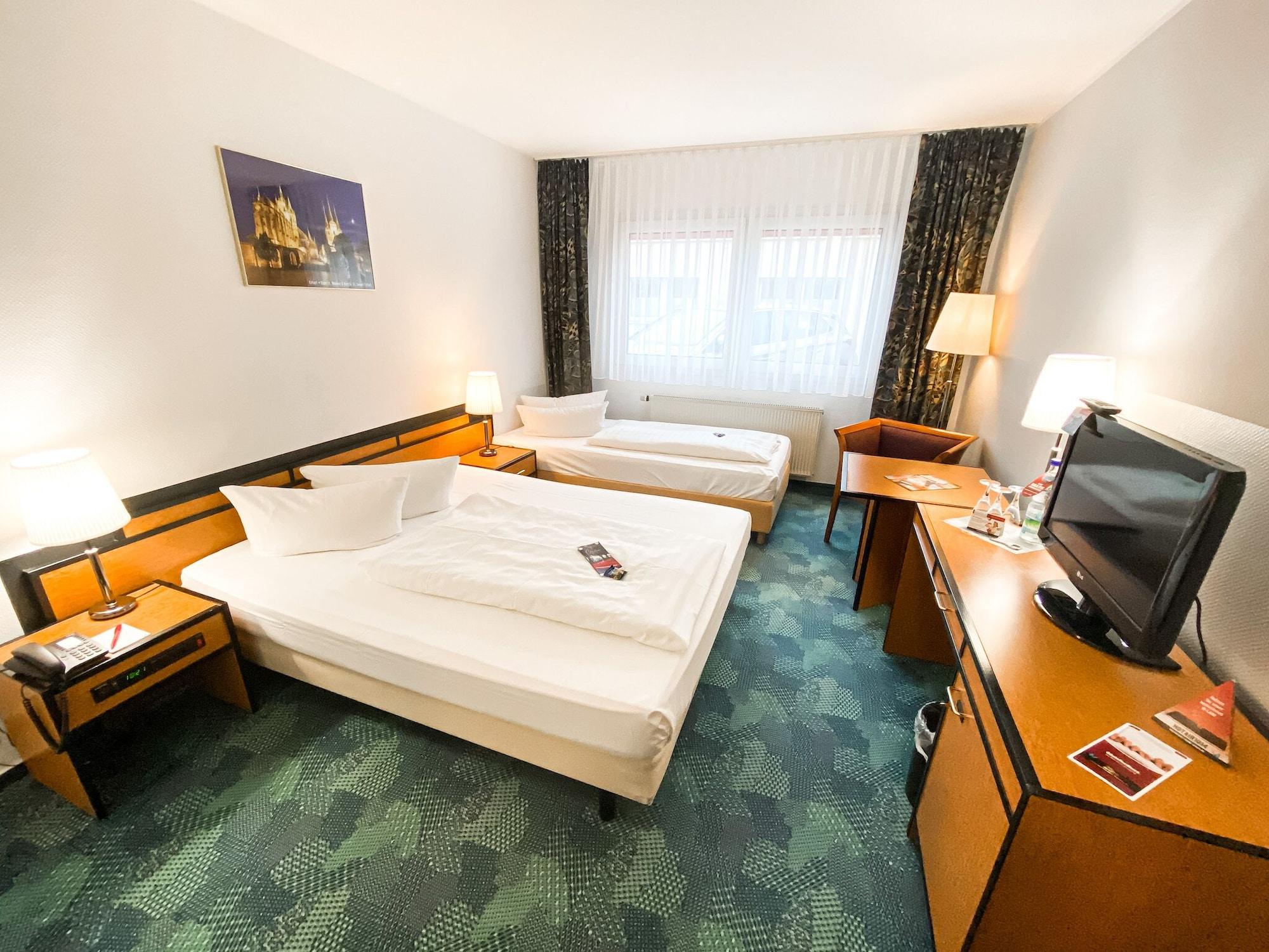 Airport Hotel Erfurt Esterno foto