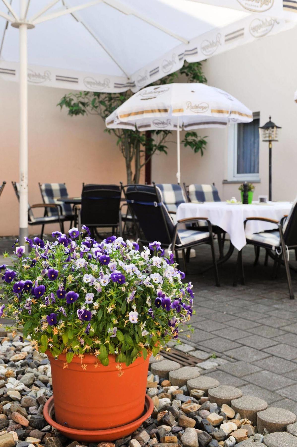 Airport Hotel Erfurt Esterno foto