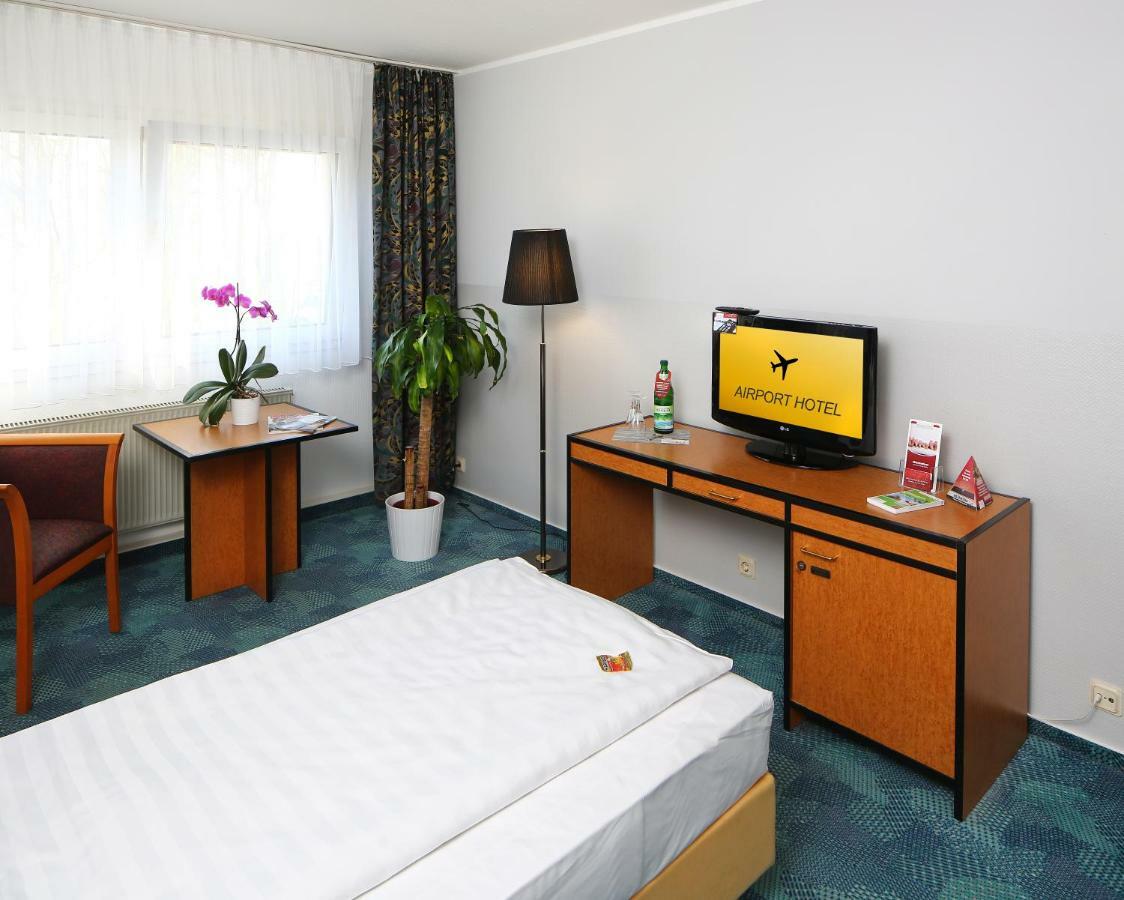 Airport Hotel Erfurt Esterno foto